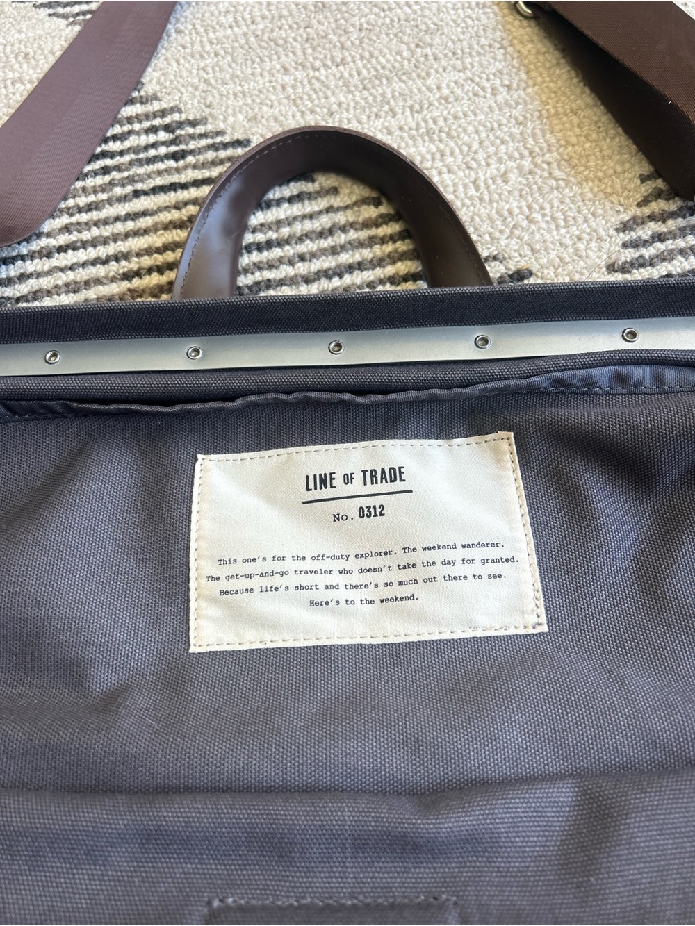Line of Trade Canvas Weekender Bag - Picture 4 of 9